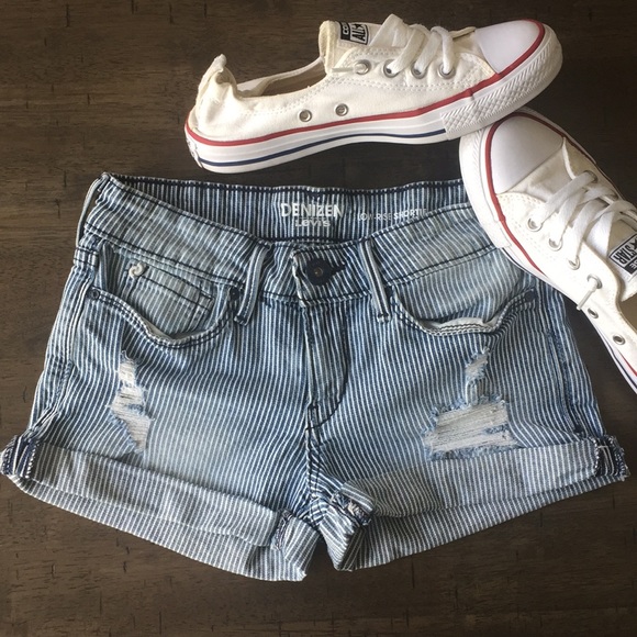 Levi's Pants - Levi’s Shorts